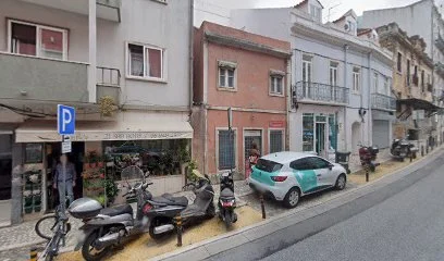 REMODELAÇÕES & COMPANHIA